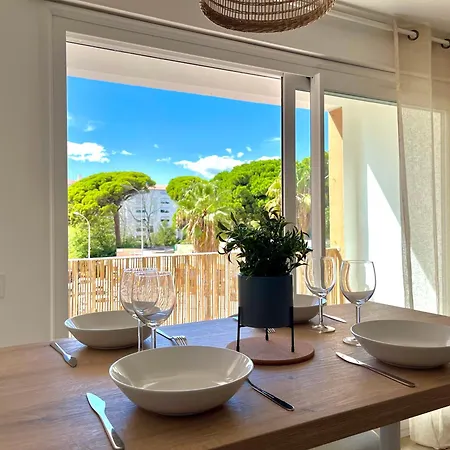 D'exception Sur Le Port *